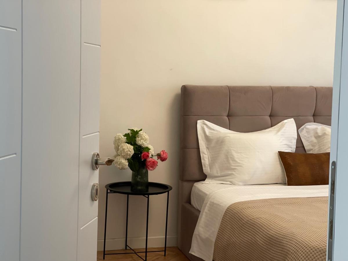 Choose Balkans Apartments Tirana Extérieur photo