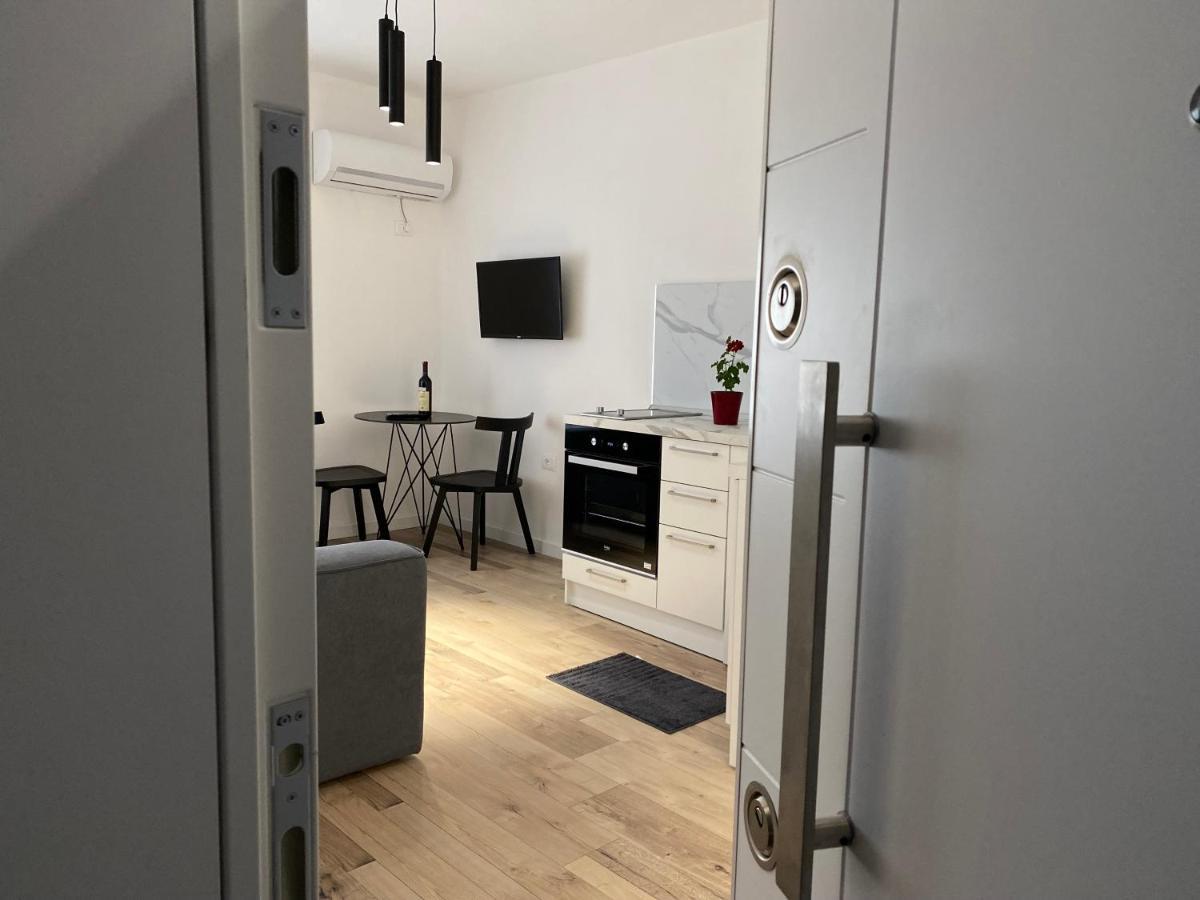 Choose Balkans Apartments Tirana Extérieur photo