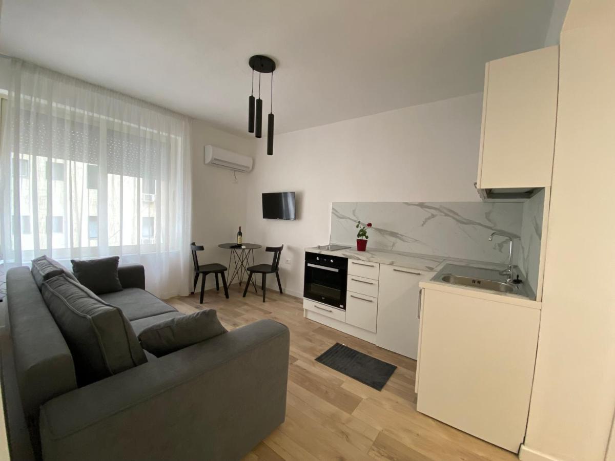 Choose Balkans Apartments Tirana Extérieur photo