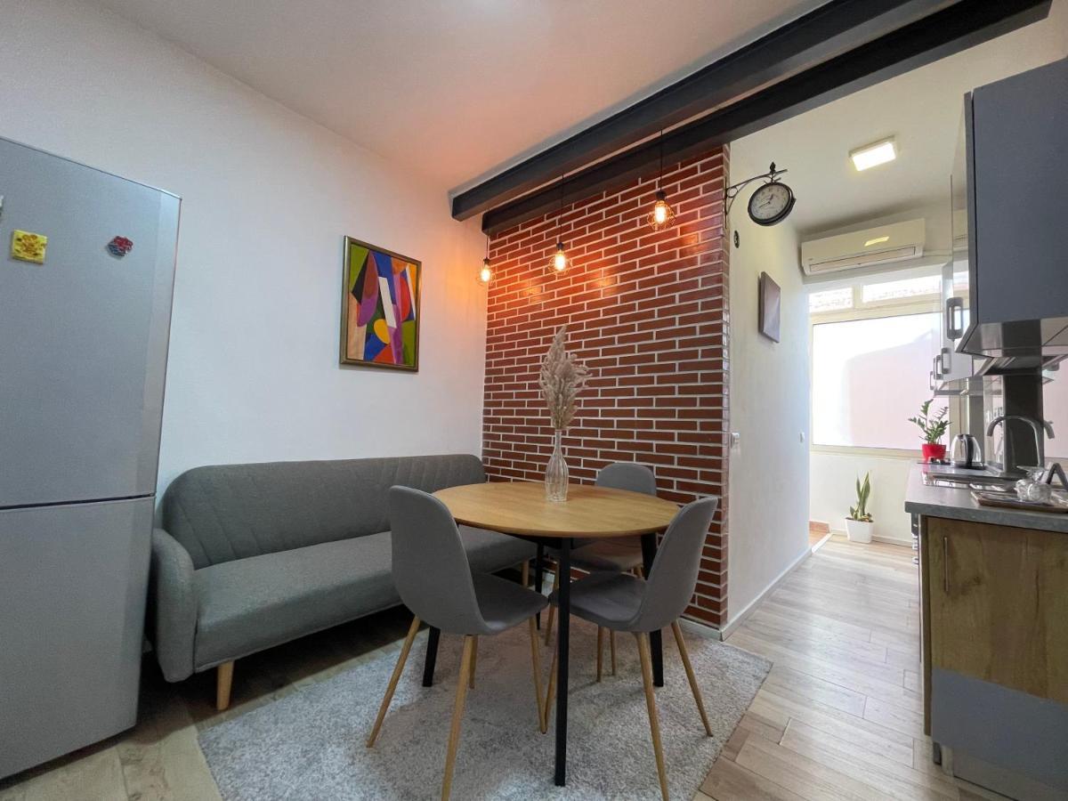 Choose Balkans Apartments Tirana Extérieur photo