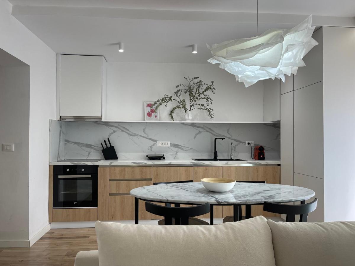 Choose Balkans Apartments Tirana Extérieur photo
