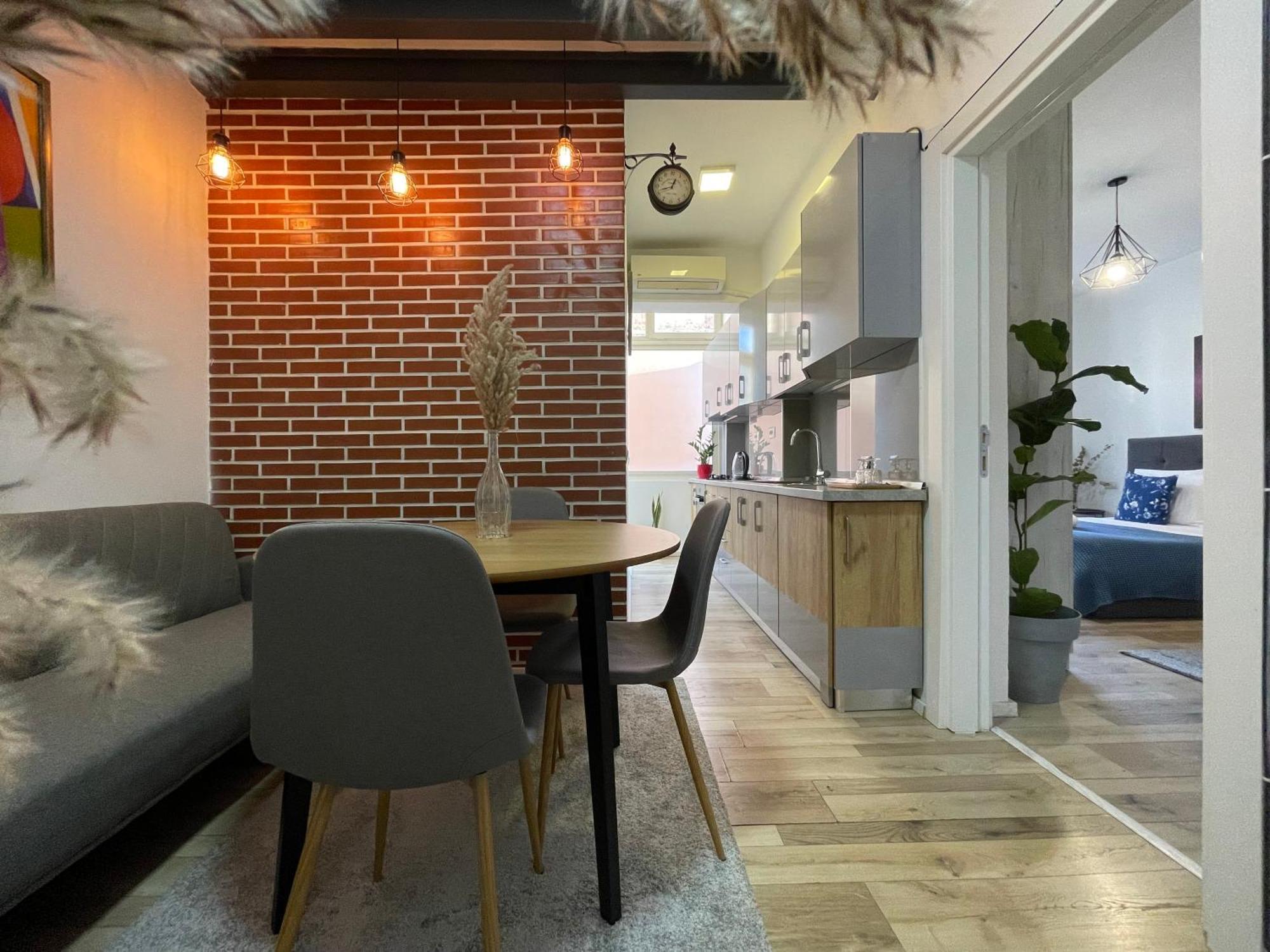 Choose Balkans Apartments Tirana Chambre photo